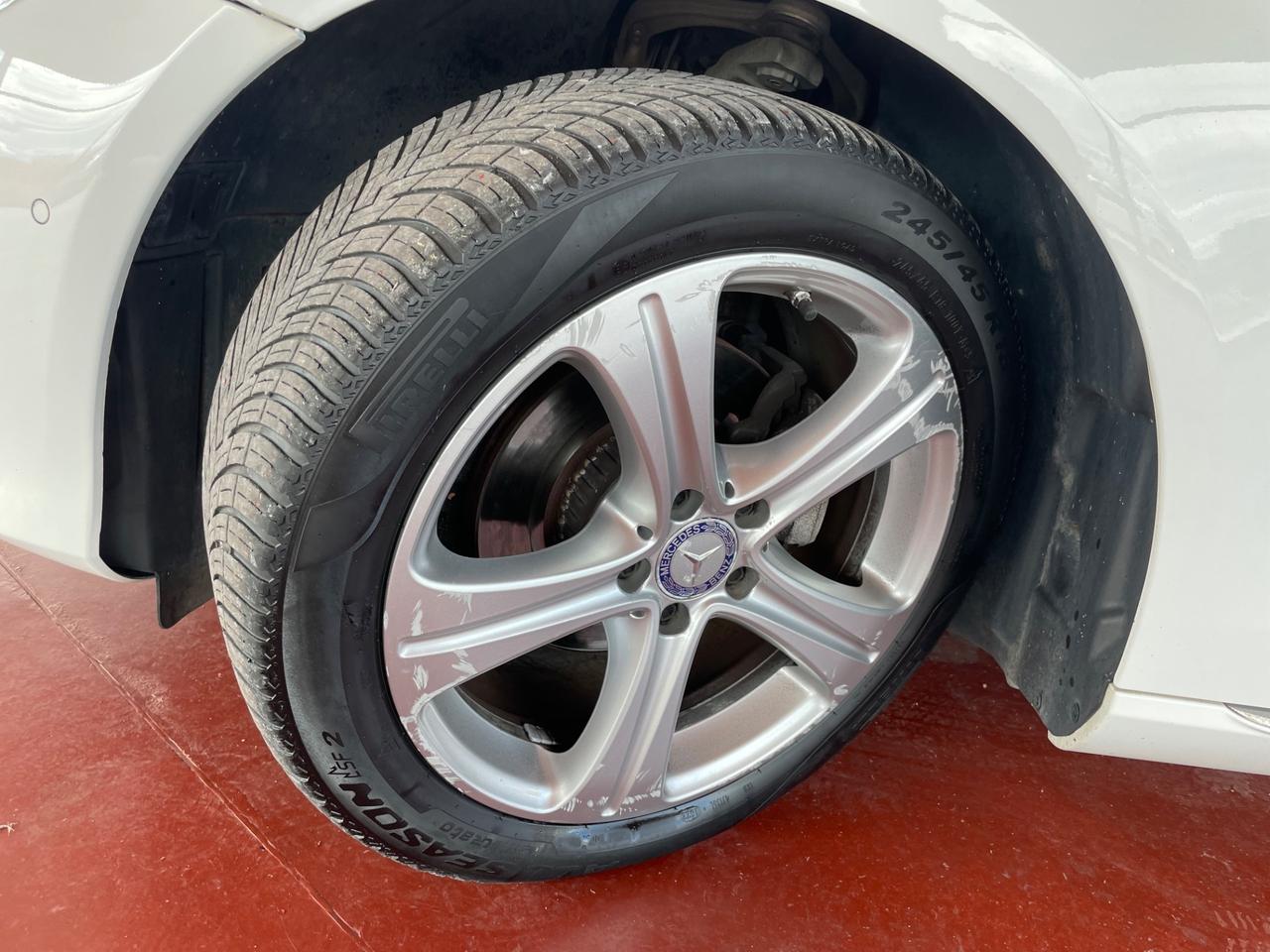Mercedes-benz E 220 d S.W. Auto Exclusive