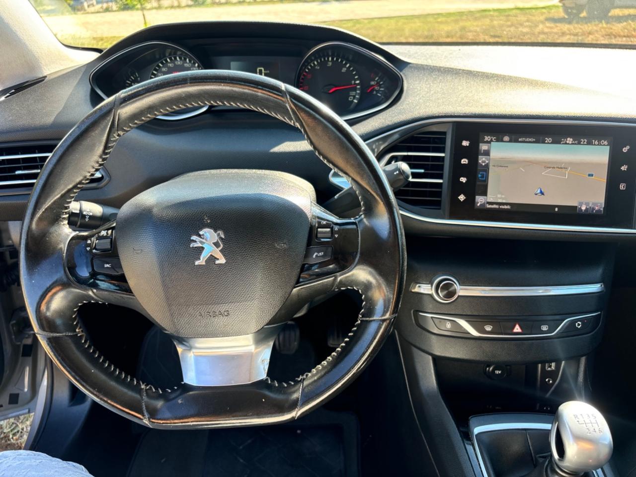 Peugeot 308 BlueHDi 150 S&S SW Allure