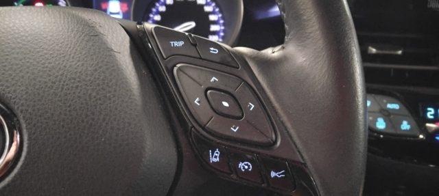 TOYOTA C-HR 2.0 Hybrid E-CVT Style