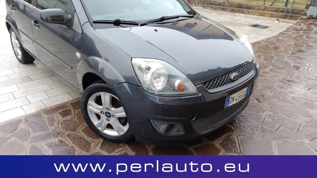 FORD Fiesta 1.2 16V 5p. Ghia