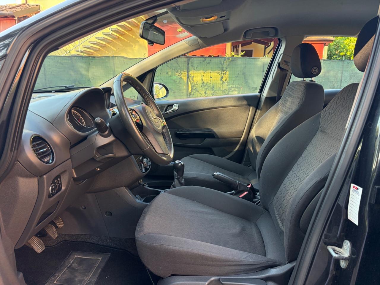 Opel Corsa 1.2 benzina/gpl 85CV neopatentati