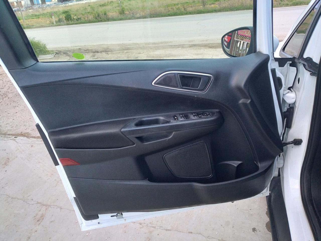 Ford B-Max 1.5 TDCi 75 CV Plus