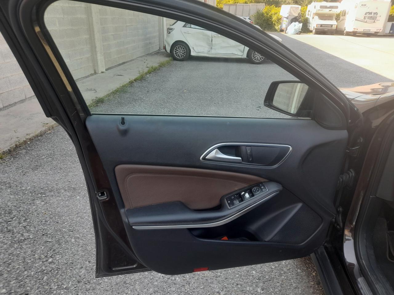 Mercedes-benz GLA 200 CDI Automatic Premium