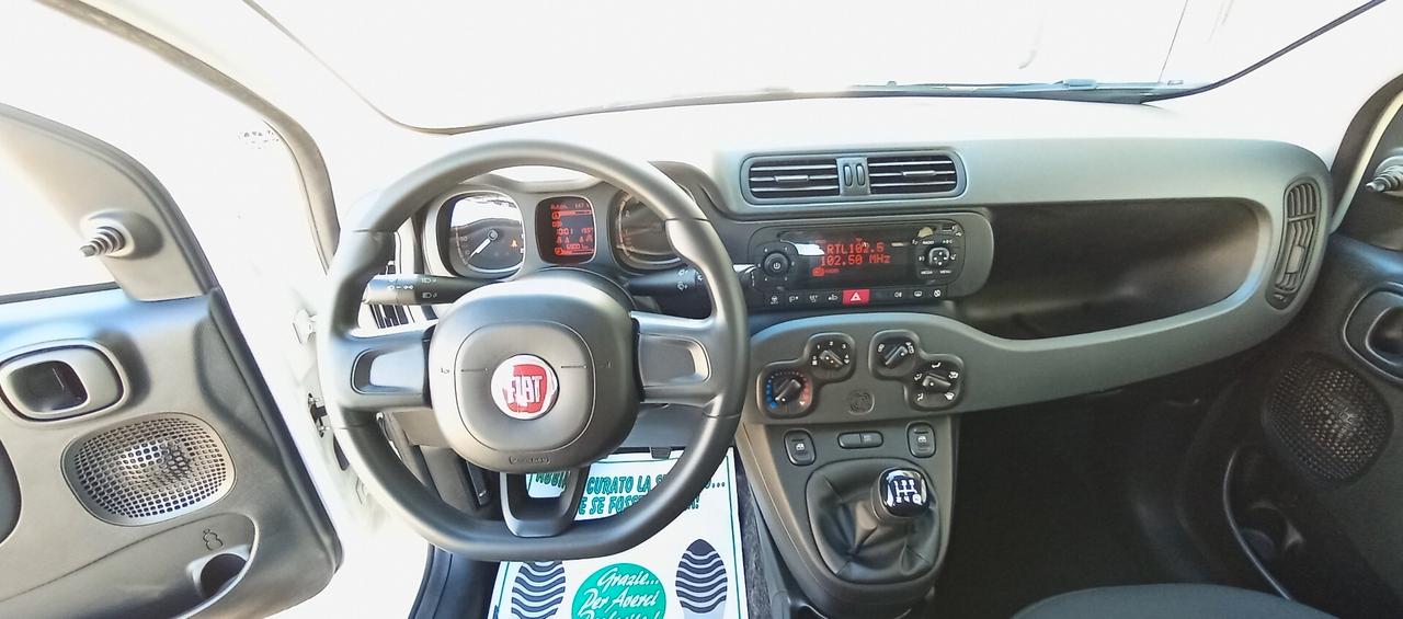 Fiat Panda 1.2i 69 CV - Garanzia-Neopatentati