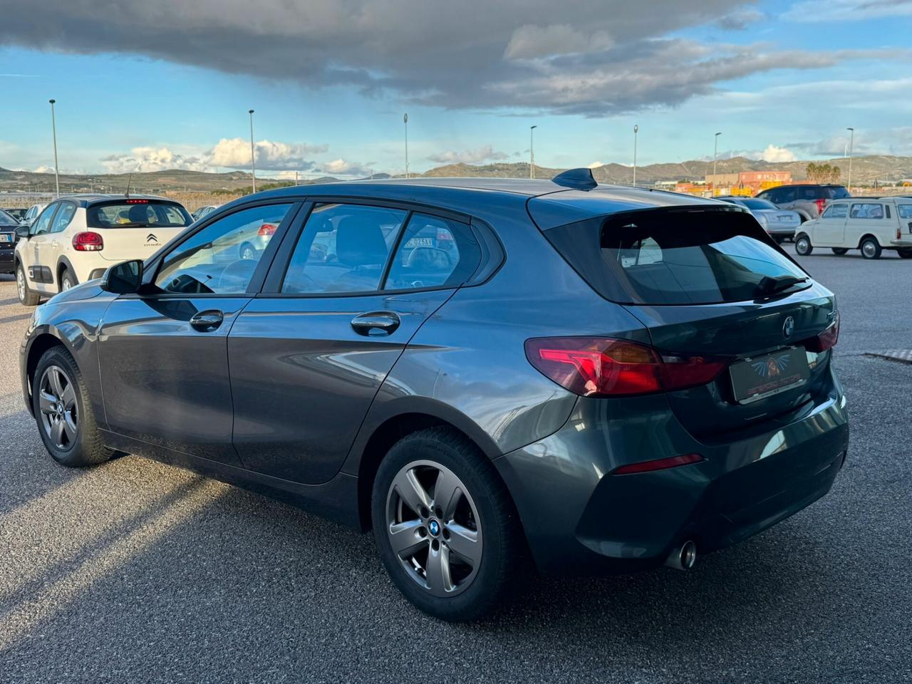 Bmw 116 116d 5p. Business Advantage