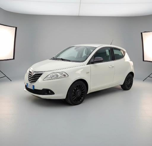 Lancia Ypsilon 5 Porte Ypsilon 1.2 8v Silver s/c.traz.,esp s&s 69cv
