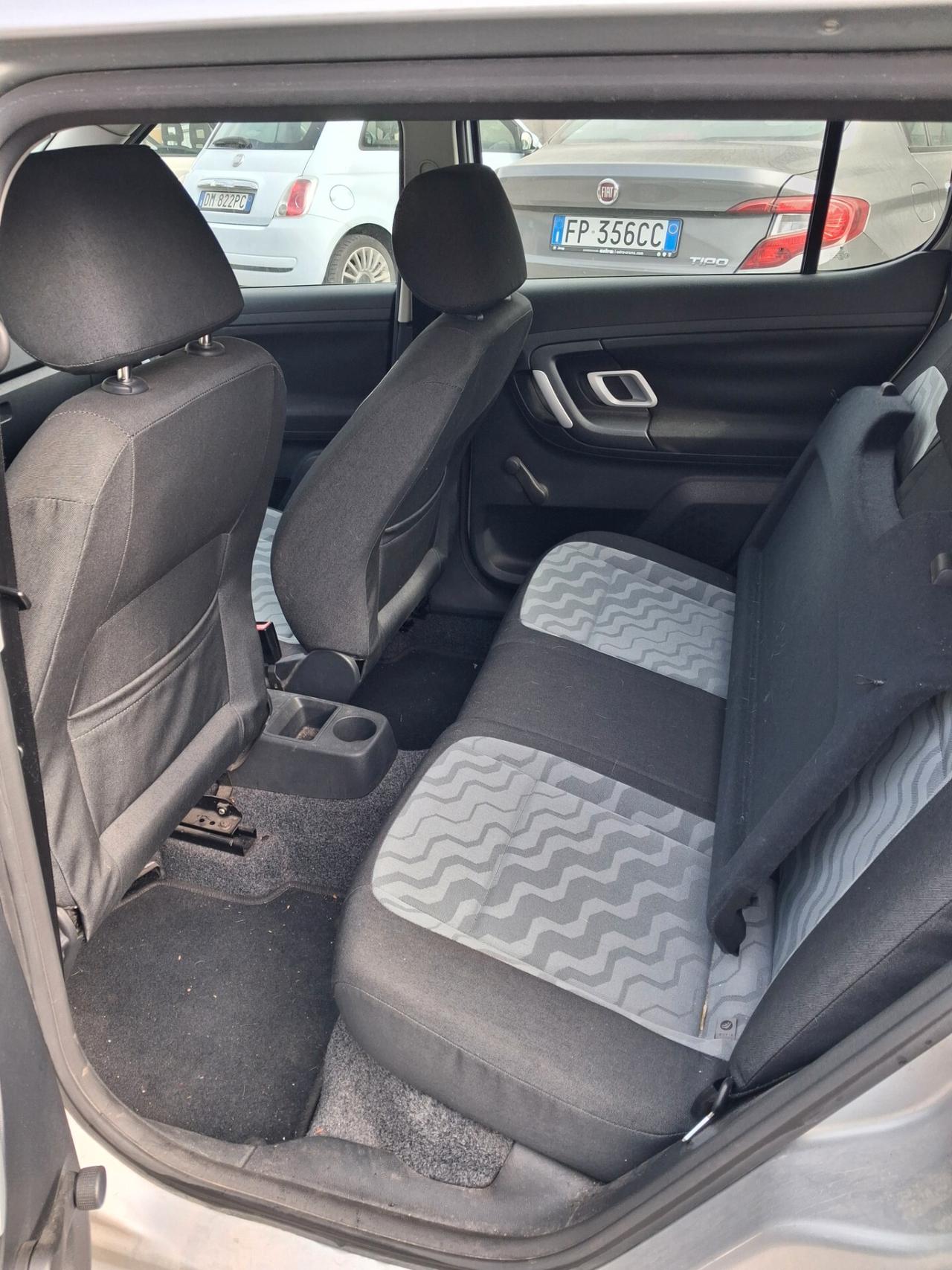 Skoda Fabia 1.2 12V 70CV 5p. Style