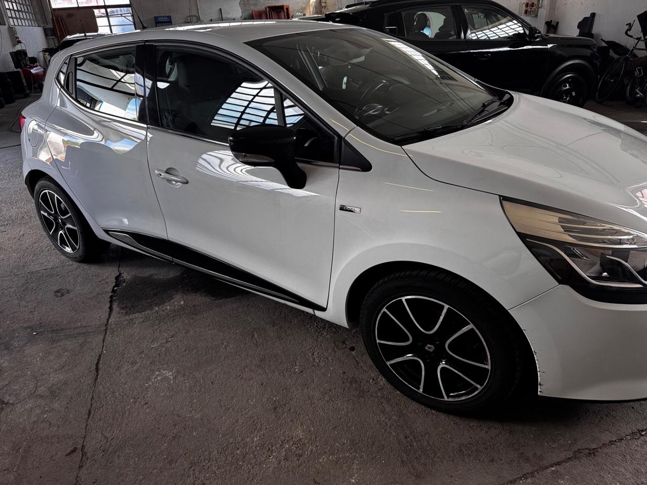 Renault Clio TCe 12V 90 CV neopatentati