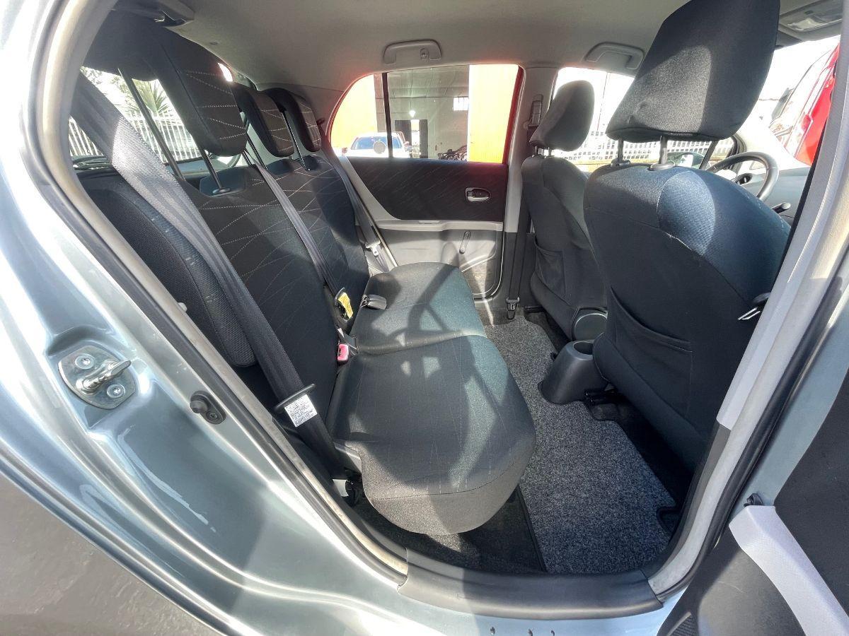 TOYOTA - Yaris - 1.3 5p. Navi