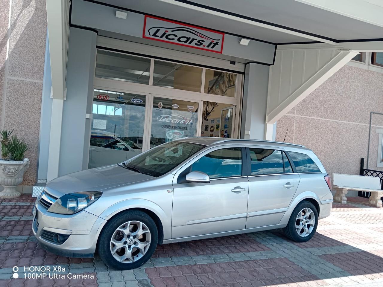 Opel Astra 1.9 CDTI 120CV Station Wagon Cosmo