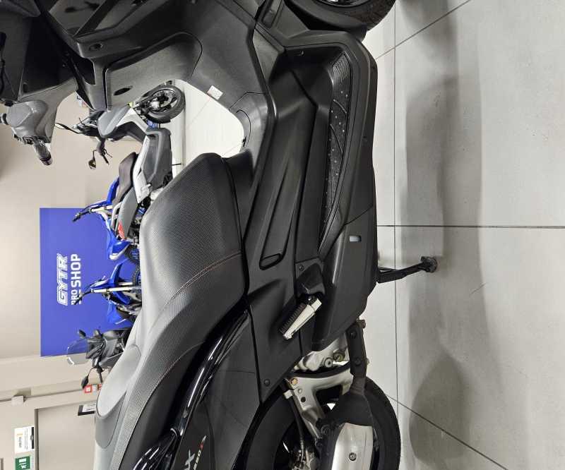 Yamaha X-Max 250 - 2012