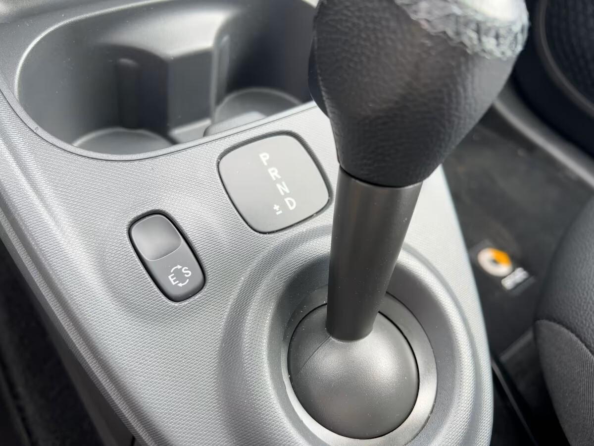 Smart ForFour 90 0.9 Turbo Twinamic Prime - TETTO APRIBILE - NAVI