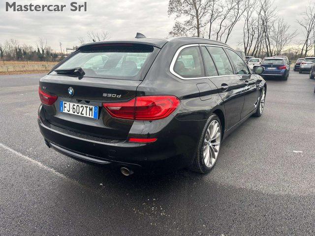 BMW 530 530d Touring xdrive Sport 265cv auto - FJ602TM