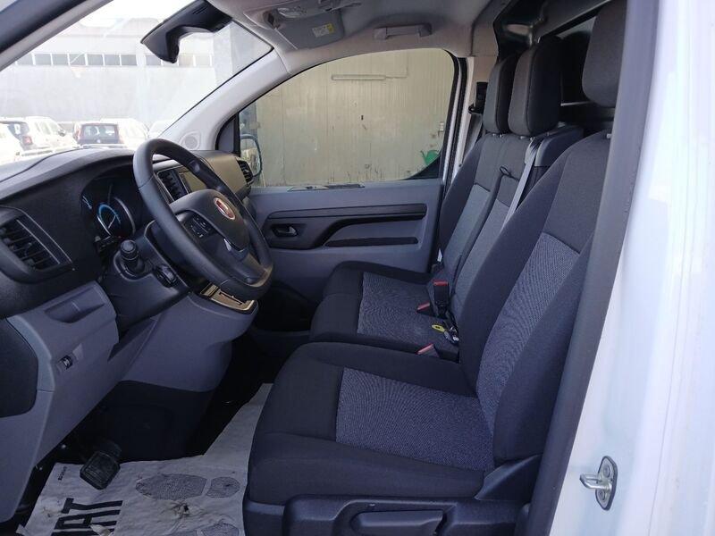 FIAT Scudo BEV Non disponibile (507) Van Lounge L2h1 BevPacco Batterie 75kw - 330km