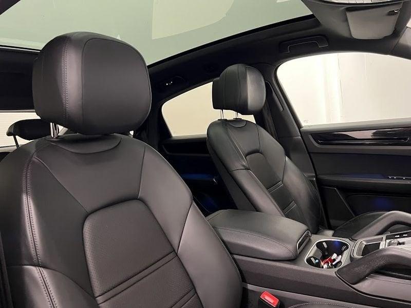 Porsche Cayenne Coupè 3.0 V6 E-Hybrid