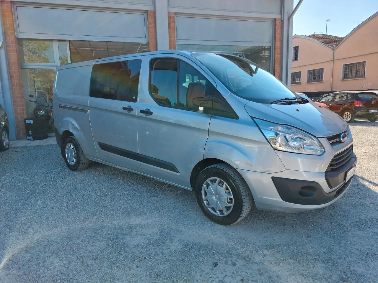 Ford CUSTOM AUTOCARRO 6 POSTI GANCIO TRAINO EURO 6B