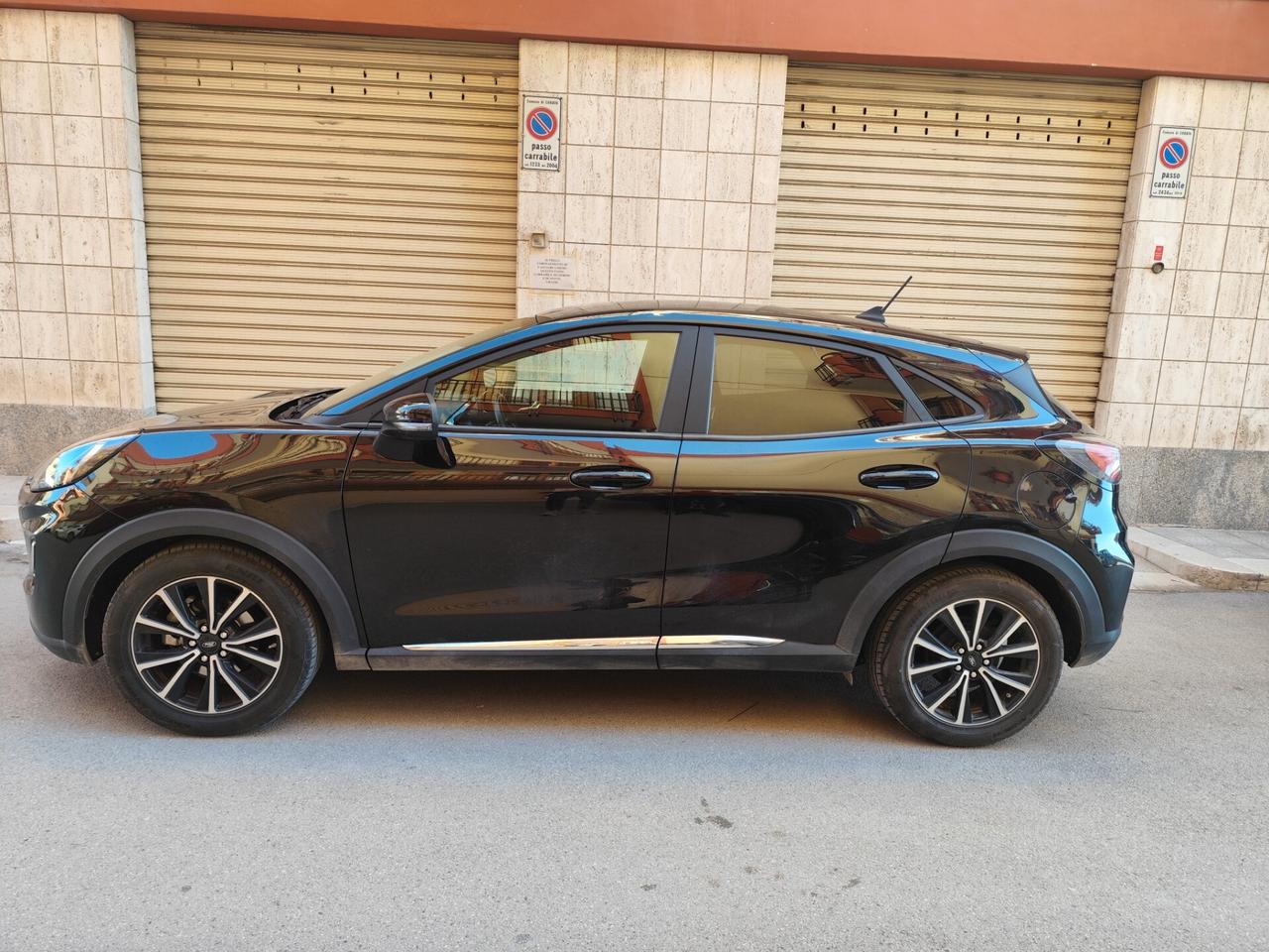 Ford Puma 1.0 Hybrid 125 CV ST-Line RETROCAMERA E ANTIFURTO