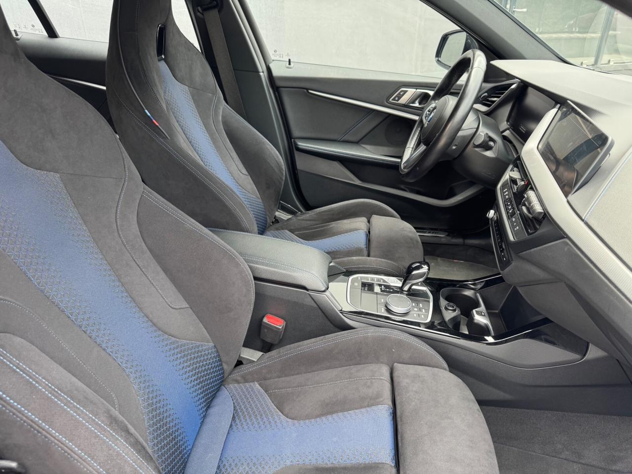 Bmw 118 118d 5p. Msport