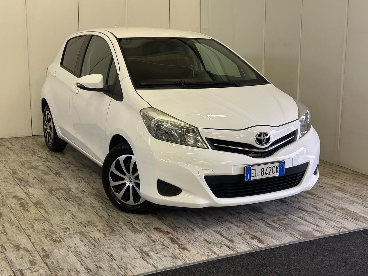 Toyota Yaris 1.0 Benzina 5 porte Lounge