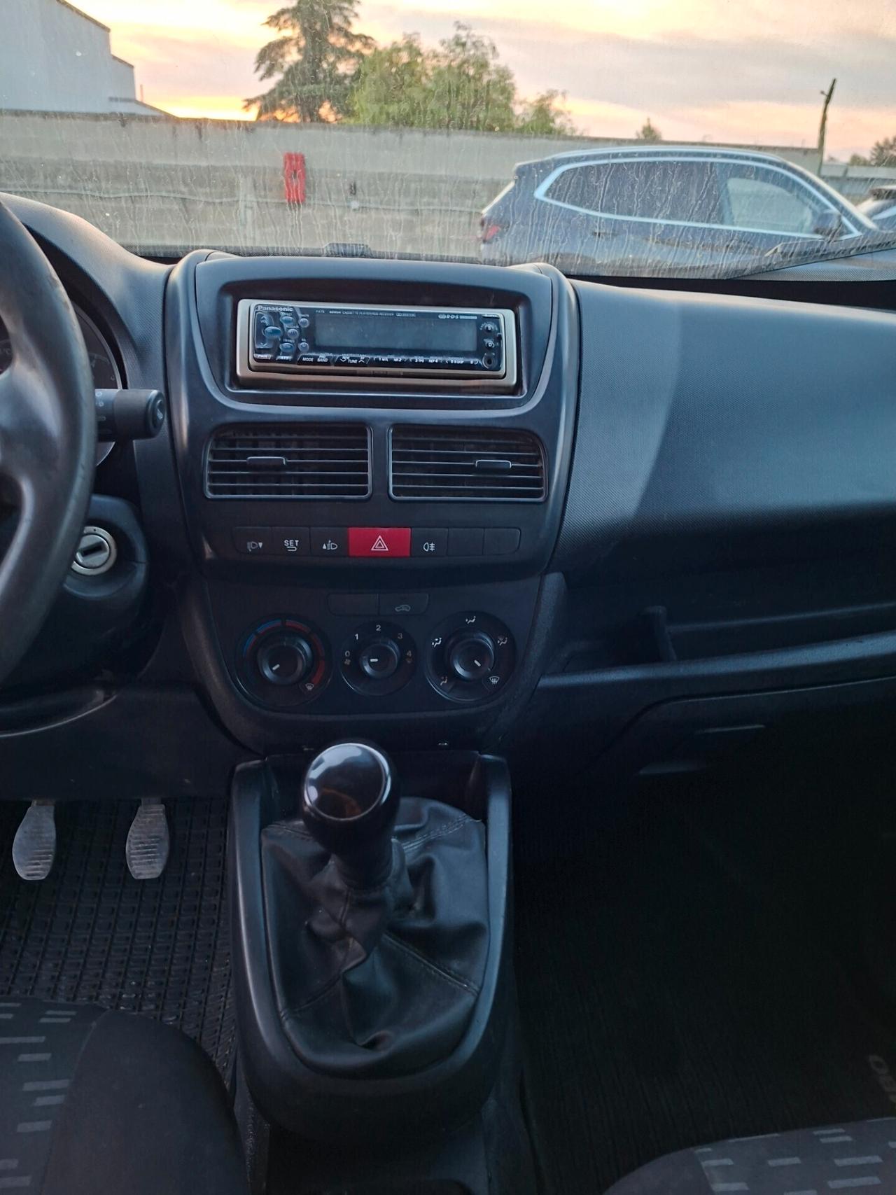OPEL COMBO 1.3 MTJ AUTOCARRO