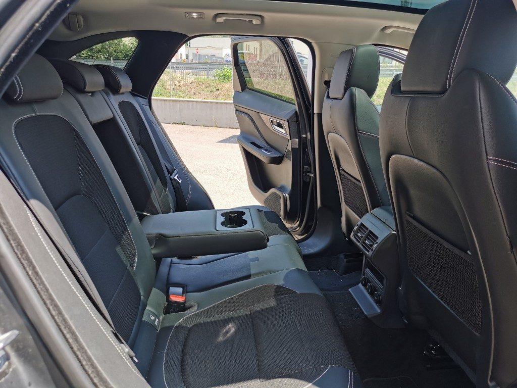 JAGUAR F-Pace (X761) F-Pace 2.0 D 180 CV ...