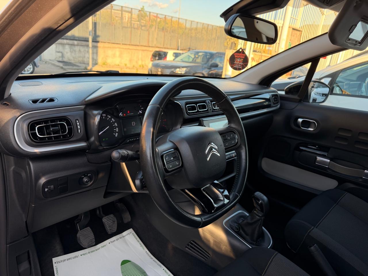 Citroen C3 1.5 BlueHDi 100 Shine Pack NAVI