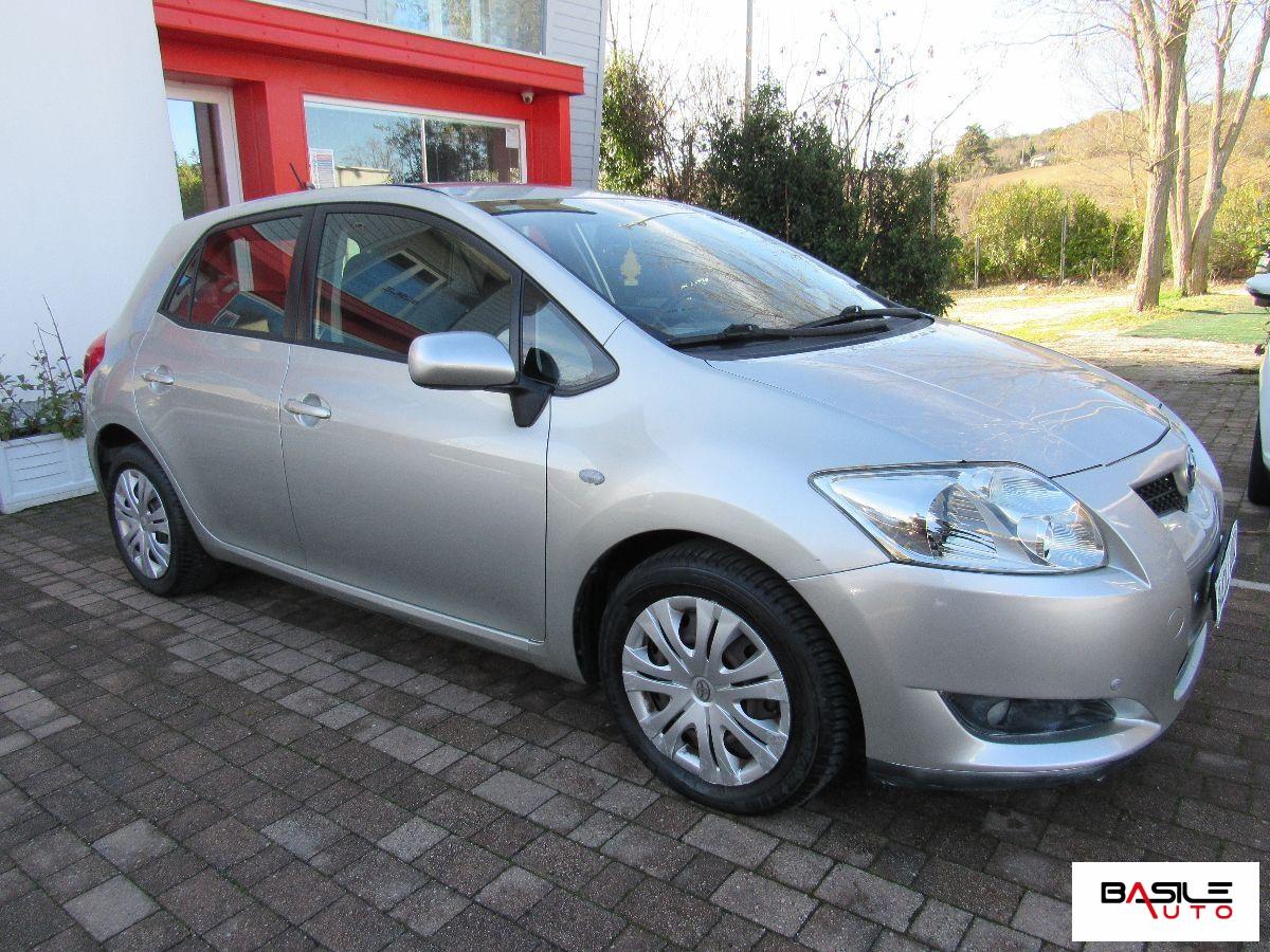 TOYOTA - Auris - D-4D 5p. Sol