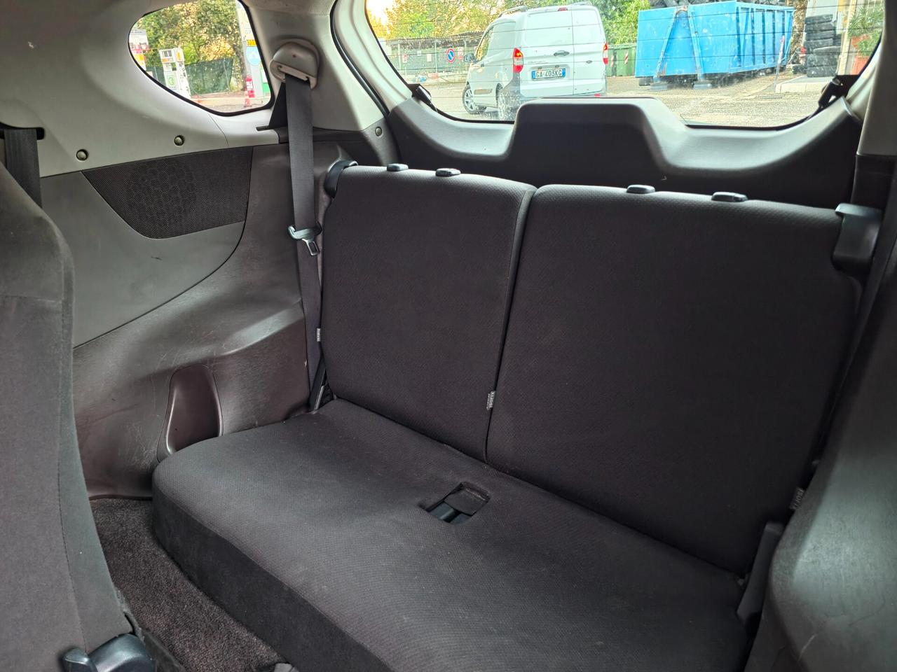 Toyota iQ 1.0 Sol CV-68 E4 Manuale NEO 2010