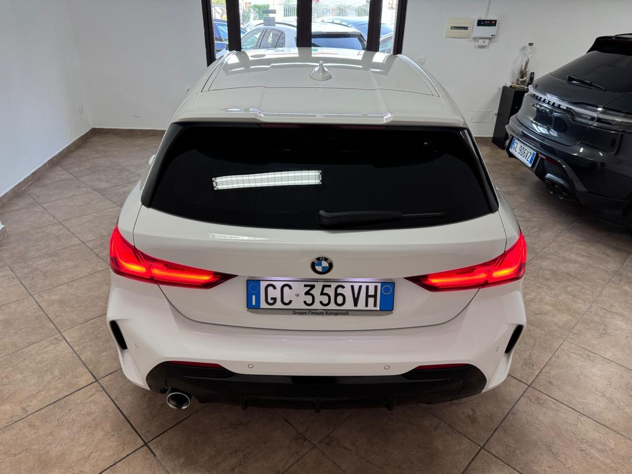 Bmw 116 116d 5p. Msport