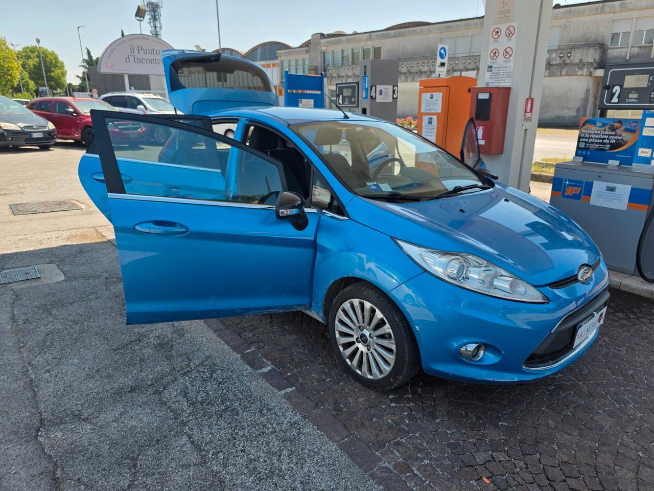 Ford Fiesta Fiesta+ 1.2 60CV 5 porte con 206.000km