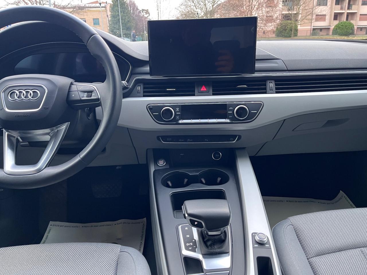 Audi A4 Avant 35 TDI/163 CV S tronic Business Advanced