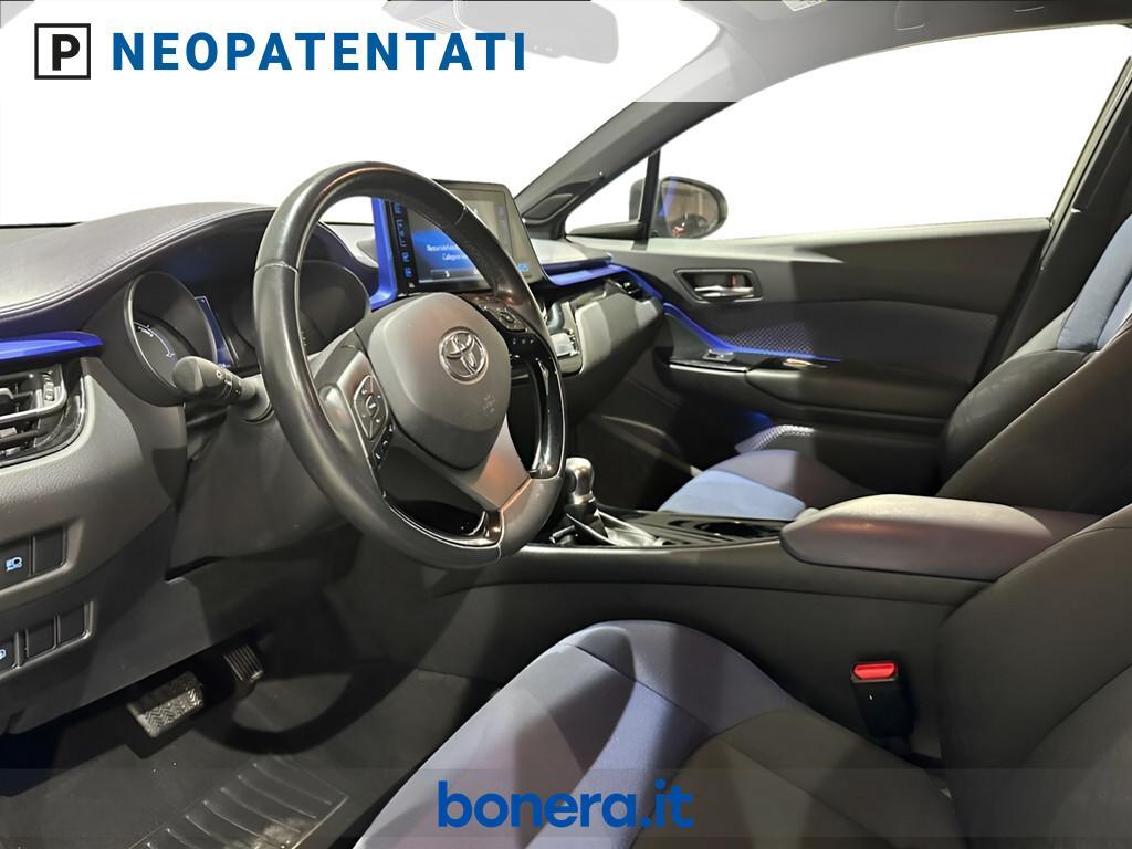 Toyota C-HR 5 Porte 1.8 Hybrid Style 2WD E-CVT