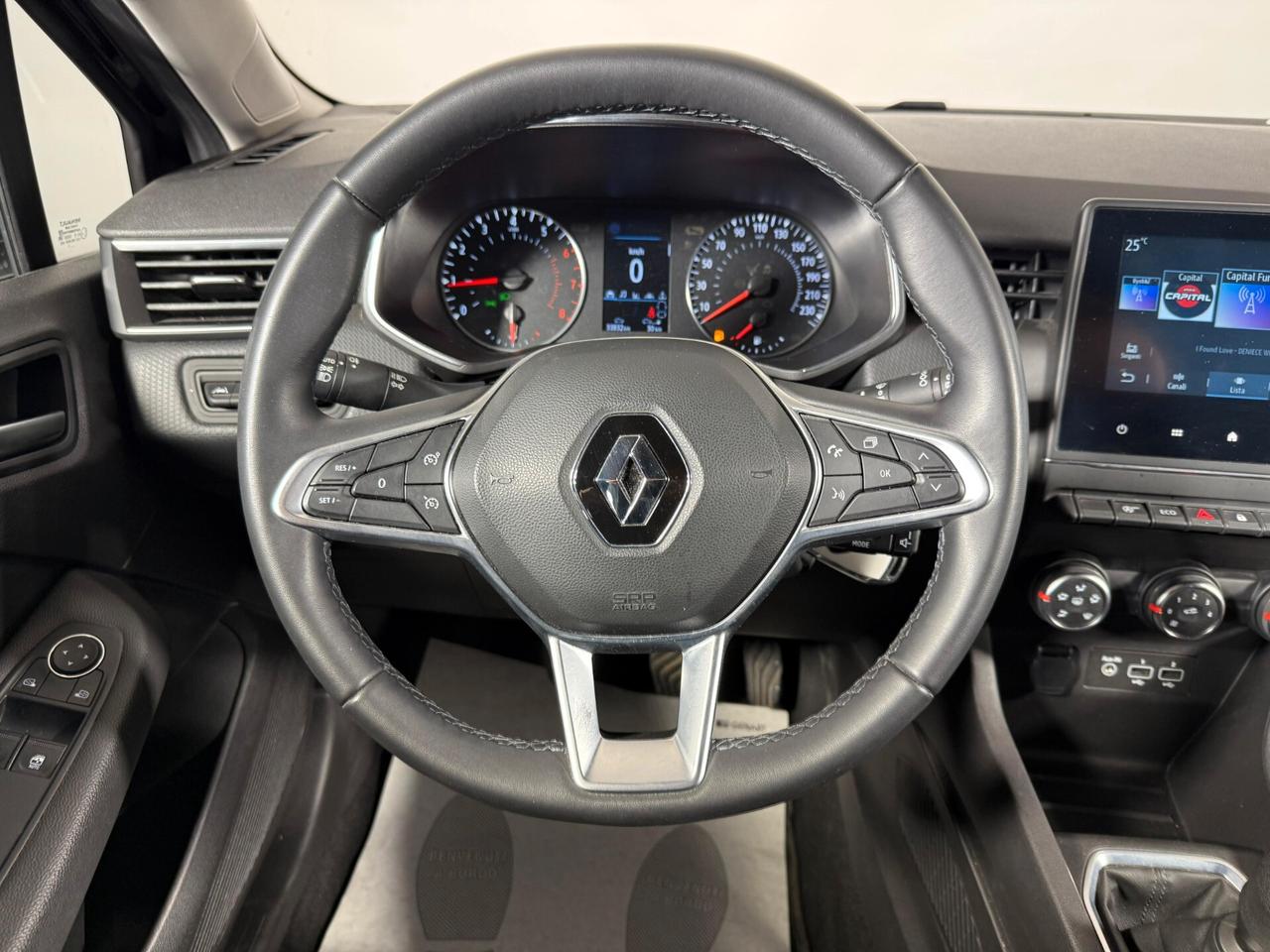 Renault Clio TCe 91 CV 5 porte Zen NEOPATENTATI