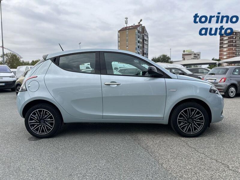 Lancia Ypsilon Ypsilon 1.0 firefly hybrid Gold s&s 70cv 5p.ti