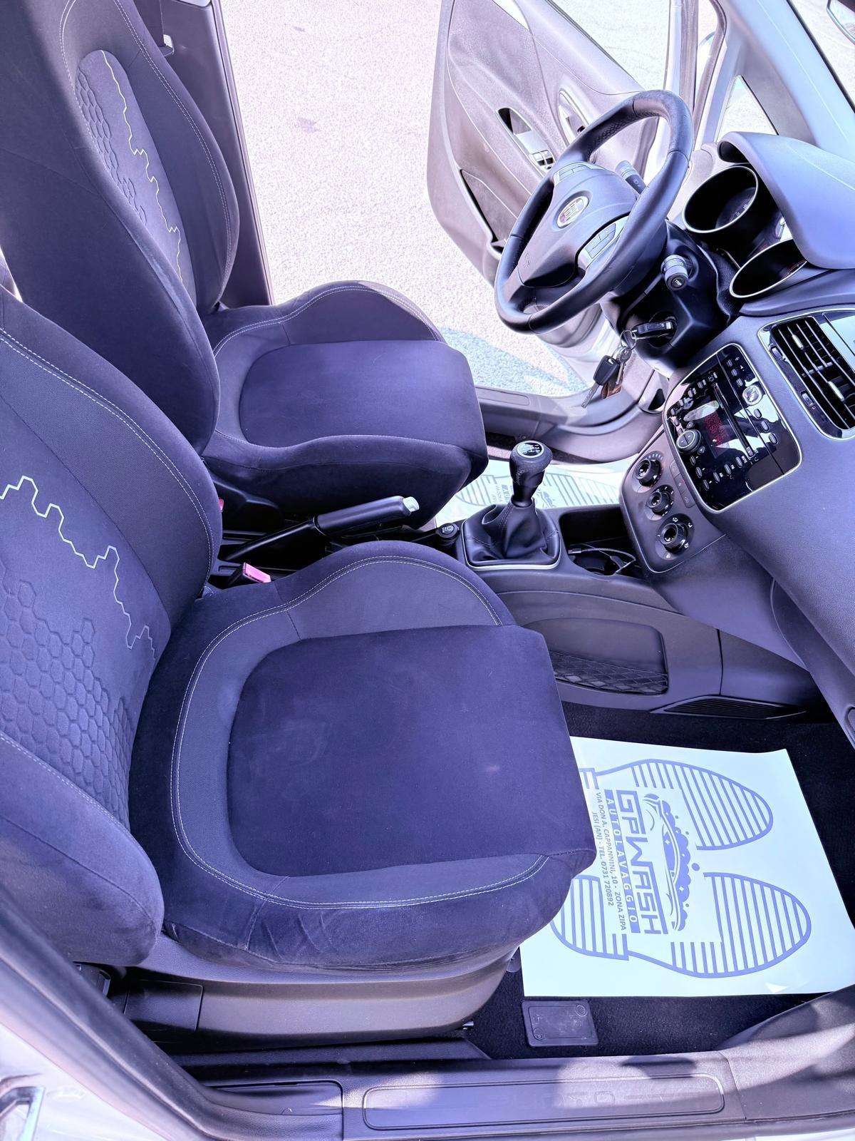 Fiat Punto 1.3 MJT II 75 CV 5 porte Ok neopatentati