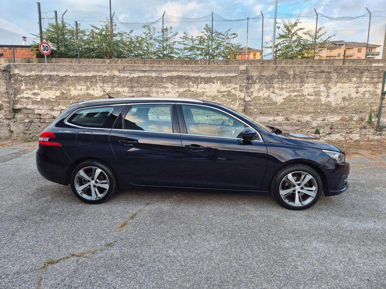 Peugeot 308 1.5 hdi 130cv euro6 86km unico prop
