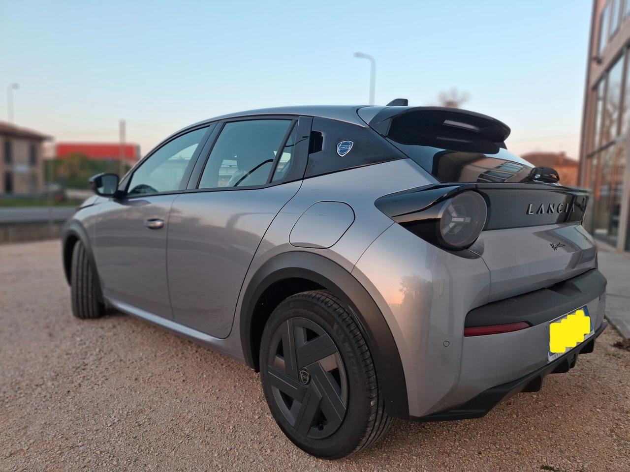 Lancia Ypsilon Hybrid e-DCT, NEOPATENTATI