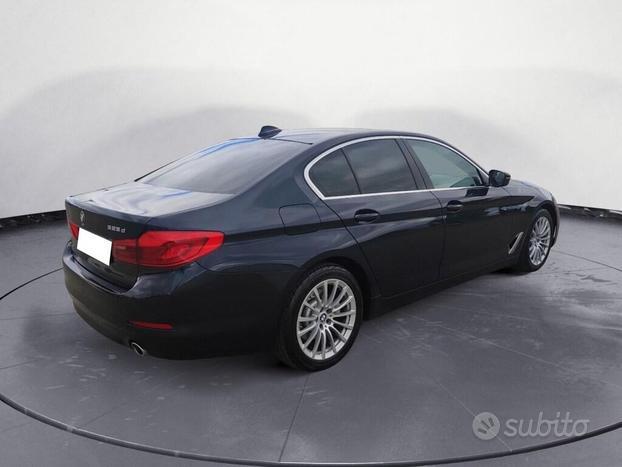 BMW Serie 5 525d Luxury auto