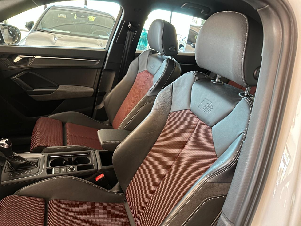 Audi Q3 35 2.0 TDI 150 cv. S Tronic LINE EDITION