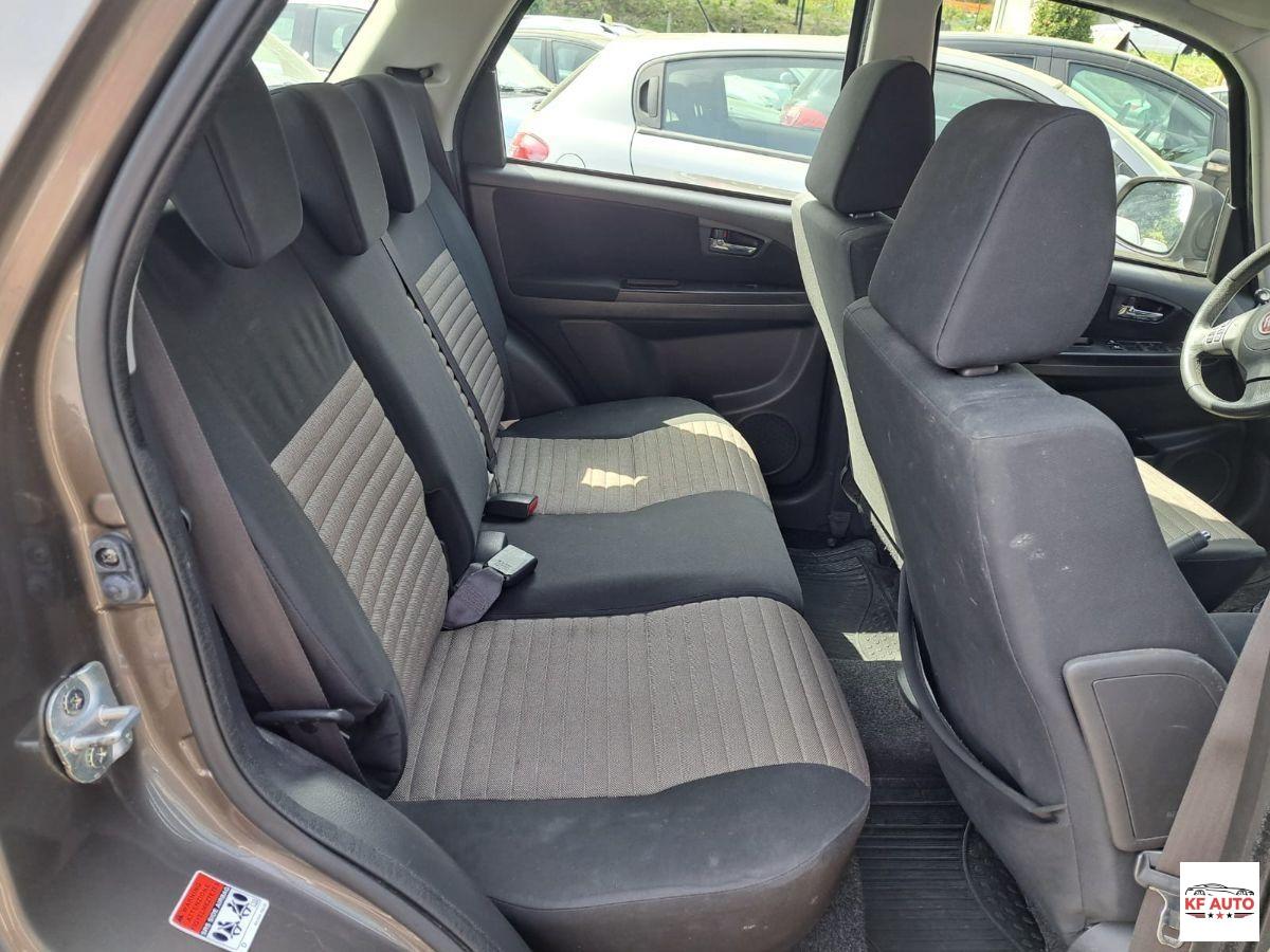 FIAT - Sedici 2.0 mjt Emotion 4x4 135cv