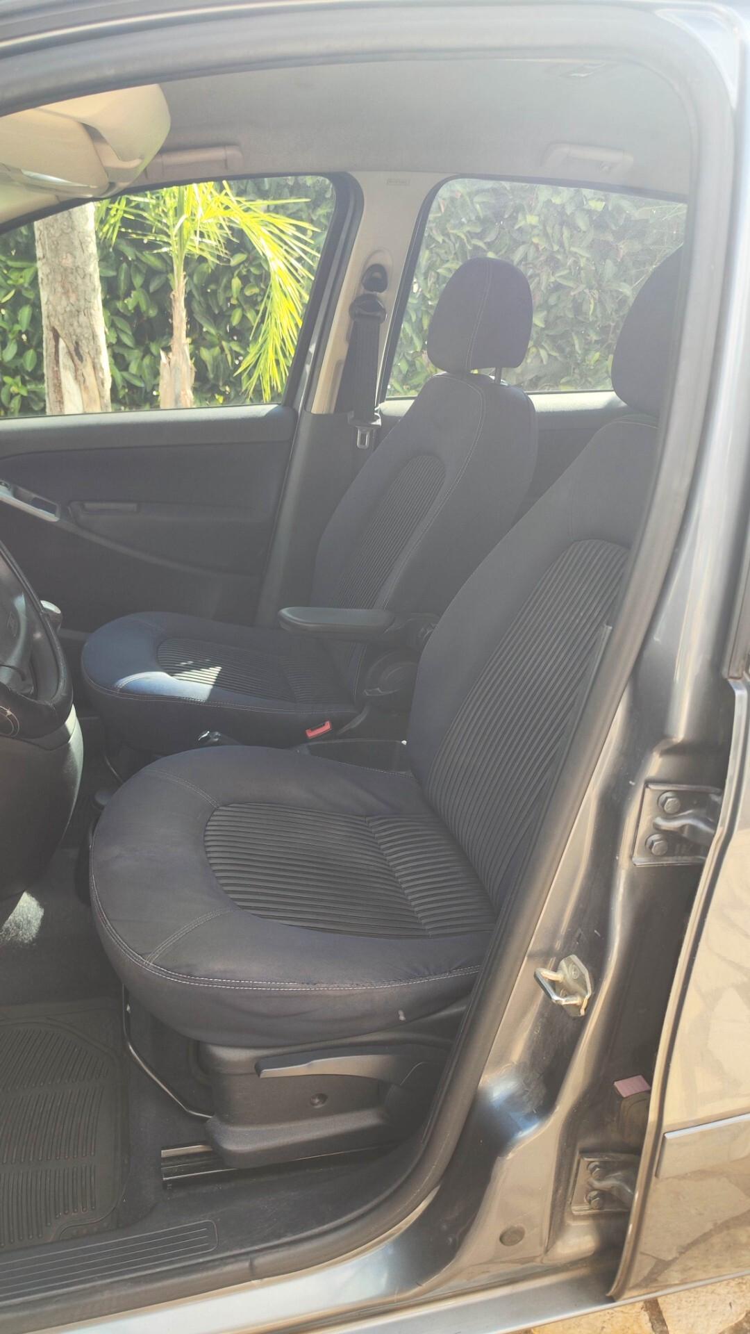 Lancia MUSA 1.3 Multijet 16V 90 CV Oro Plus