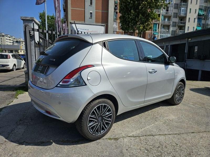 Lancia Ypsilon 1.0 FireFly 70cv S&S Hybrid