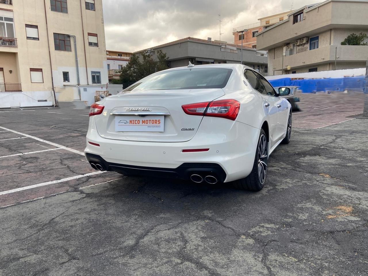 Maserati Ghibli V6 Diesel Gransport