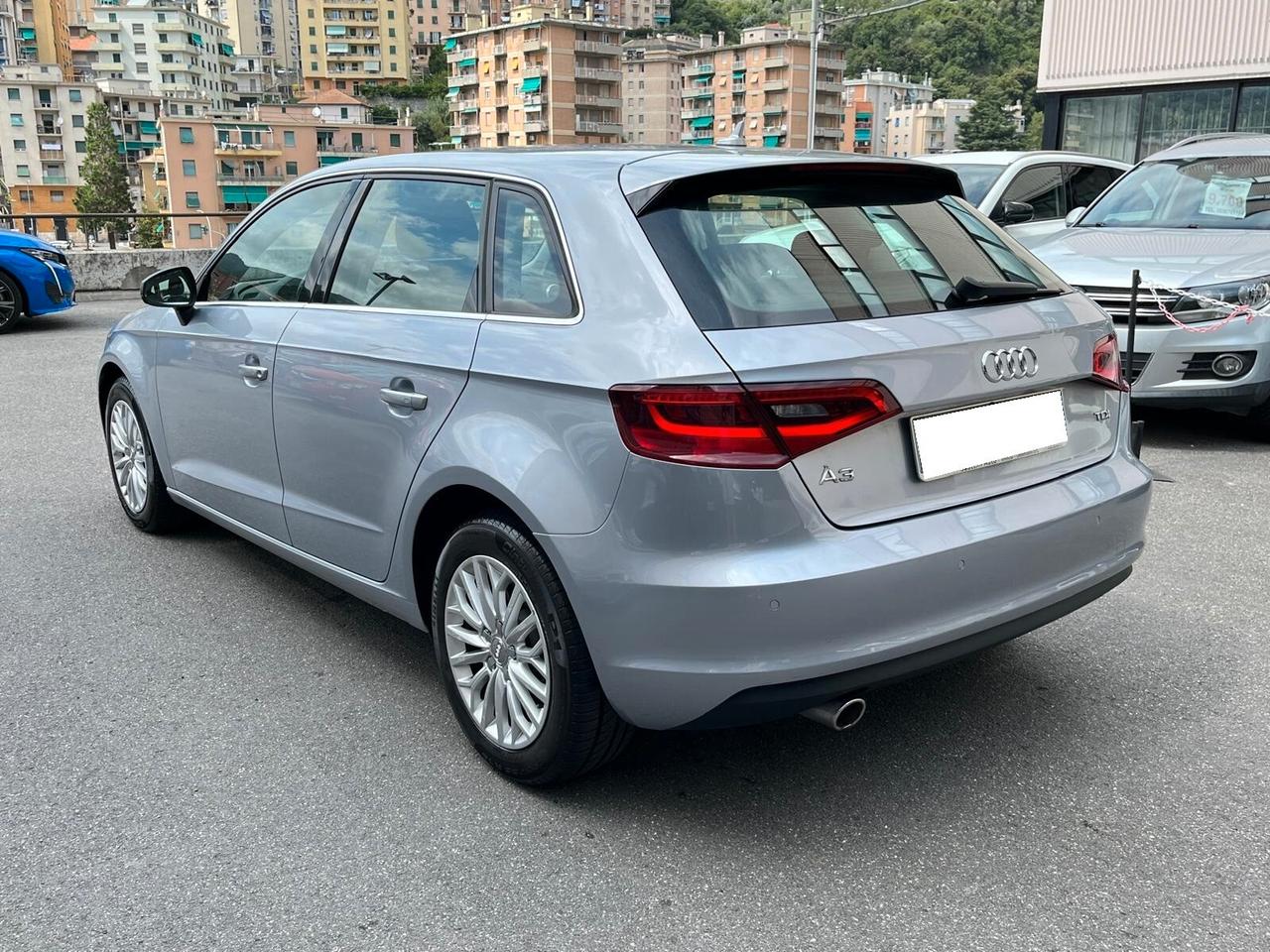 Audi A3 1.6 TDI clean diesel S tronic Ambiente