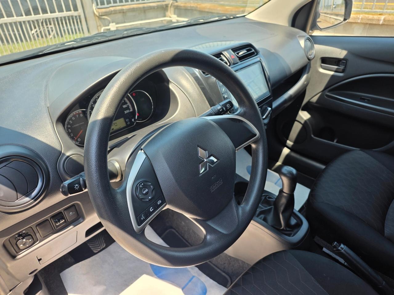 Mitsubishi Space Star 1.2 Invite SDA