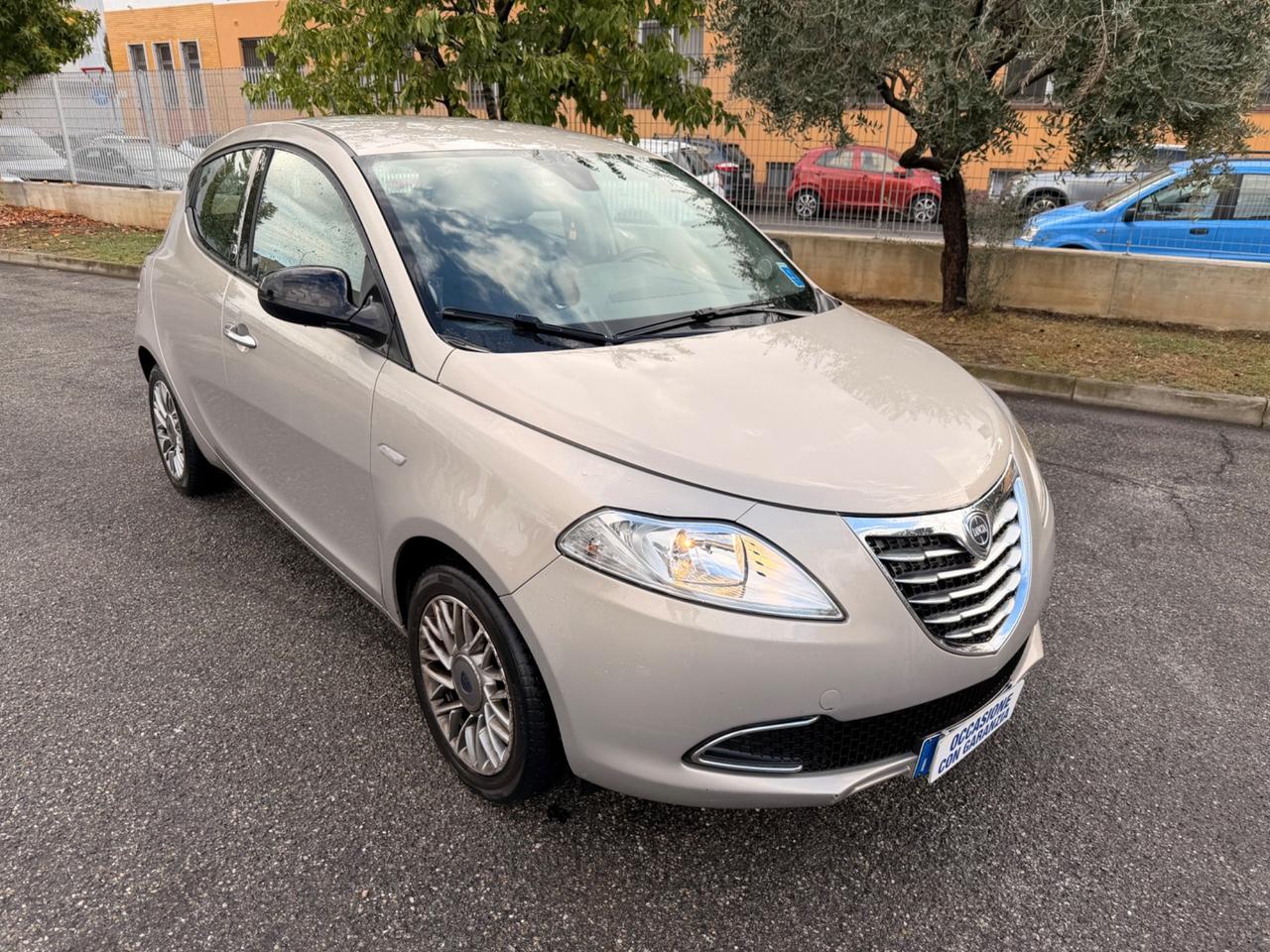 Lancia Ypsilon 1.2 69 CV 5 porte GPL Ecochic Gold