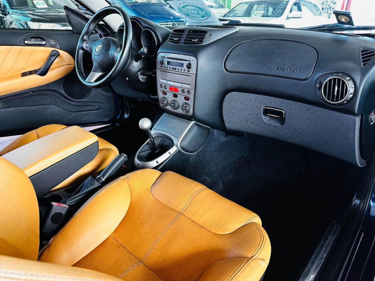 Alfa Romeo GT 2.0 JTS 16V Progression