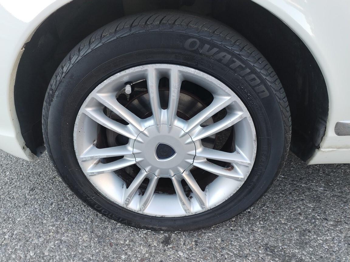 Lancia Ypsilon 1.2 Fire Unyca 76000km 4/2012 euro 5 consegna con tagliando e distribuzione