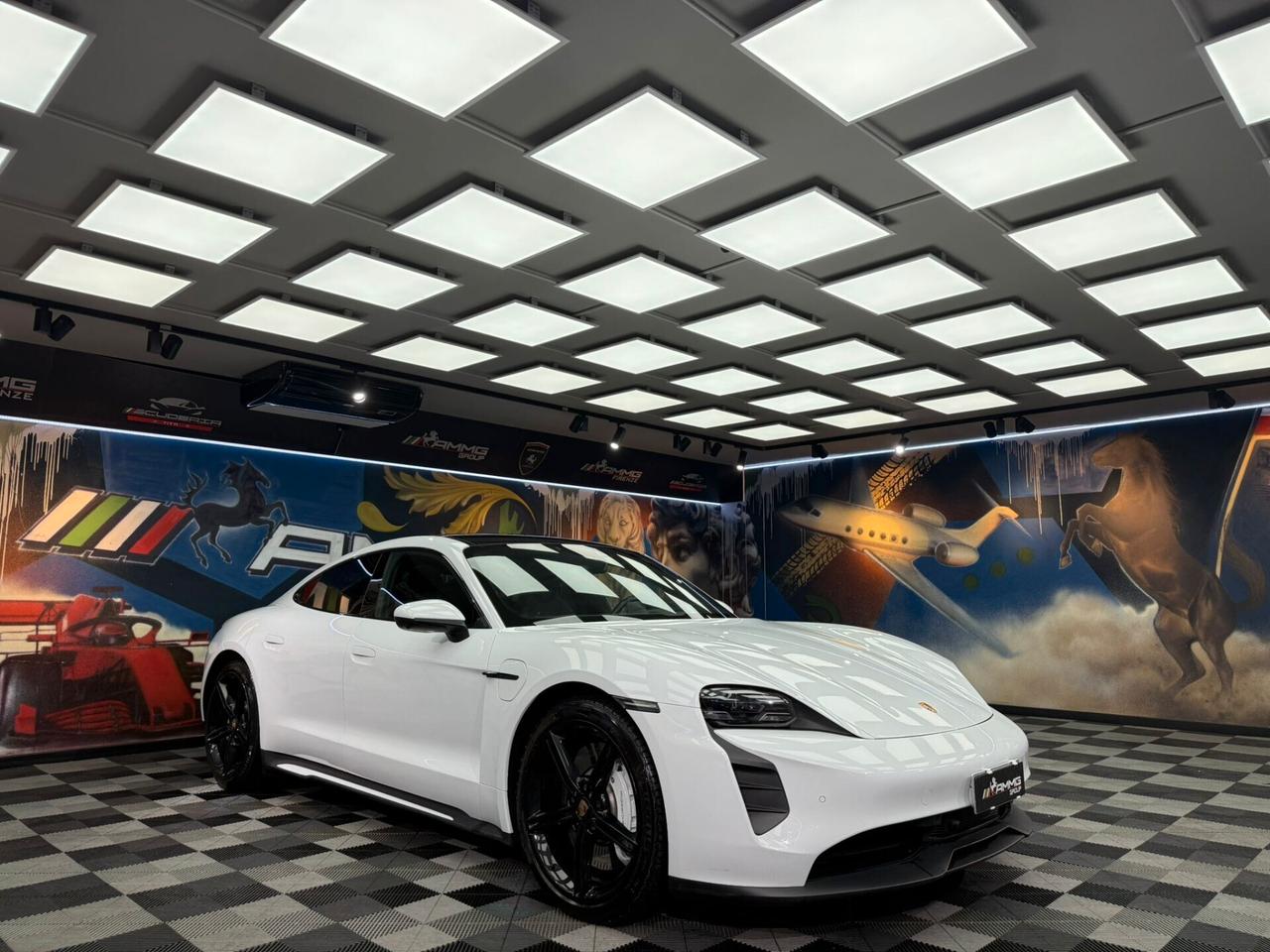 Porsche Taycan 4S Performance (988)