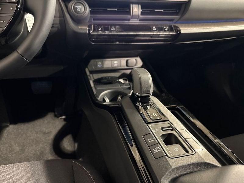 Toyota Prius 2.0 Plug-in Hybrid Lounge